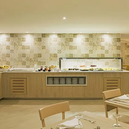 Hsm Son Veri - Adults Only Готель