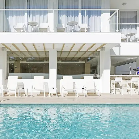 Hsm Son Veri - Adults Only Готель